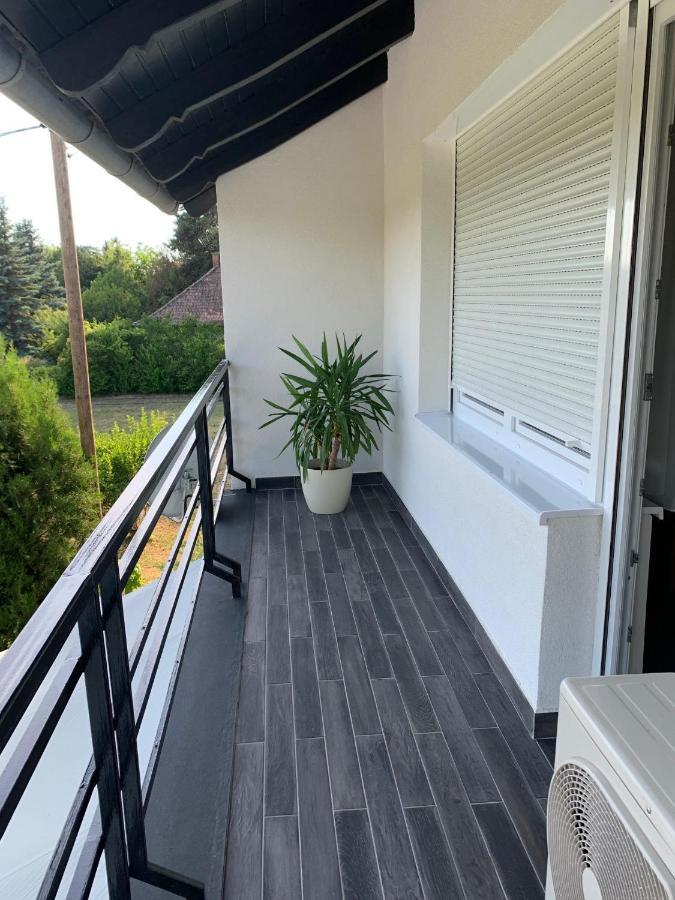 Akos Haz Villa ชิโอฟก ภายนอก รูปภาพ